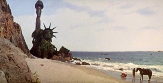 Planet-of-the-Apes-statue-of-liberty