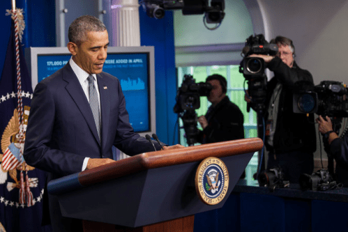 Obama at White House .png